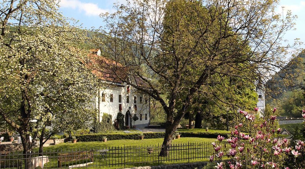 Spodnja Idrija Kendov Dvorec מראה חיצוני תמונה